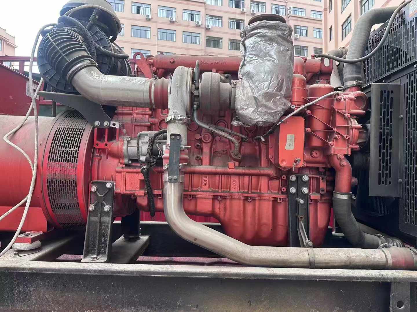 云岩如何选择适合 600kW 柴油发电机组的过载保护器？